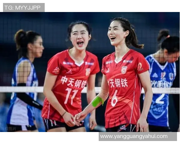 重庆排球队防守策略揭秘:深度解析排球技战术与团队协作 重庆排球队防守策略揭秘:深度解析排球技战术与团队协作