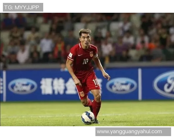 足球战术揭秘:深入分析上海足球队的制胜之道与战略布局 足球战术揭秘:深入分析上海足球队的制胜之道与战略布局